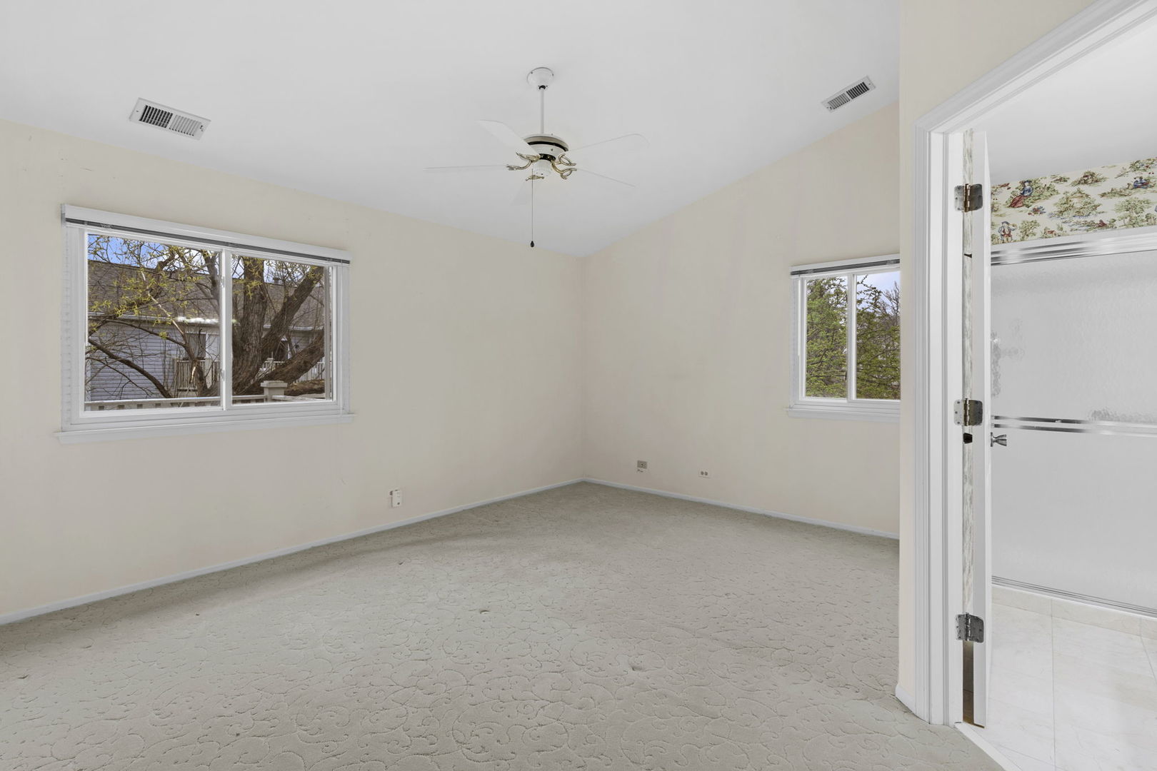 1406 Aldgate Court, Unit D2 Wheeling, IL 60090 - Photo 16 of 26