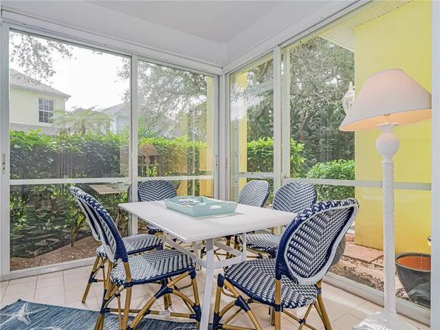 $575,000 | 1385 Winding Oaks Circle West, Unit 703, Vero Beach, FL 32963