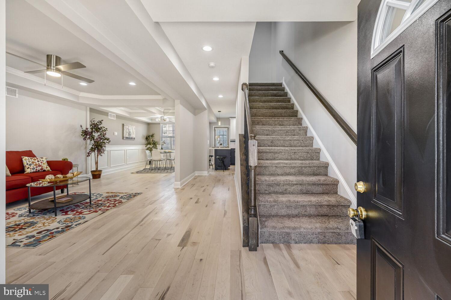 116 North Hilton Street Baltimore, MD 21229 - Photo 3 of 17