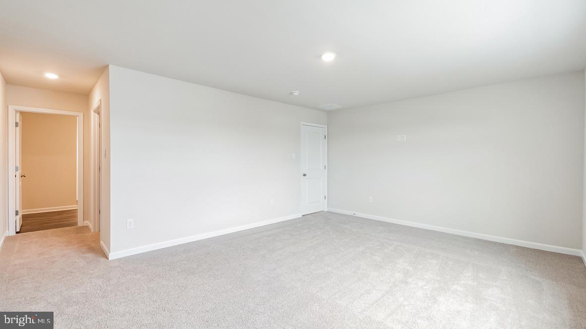 5310 Valley View Road Spring Grove, PA 17362 - Photo 13 of 21 Owners Suite