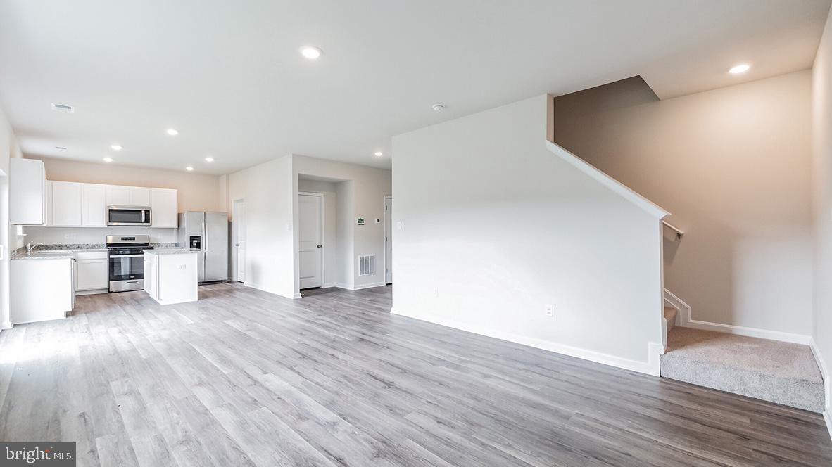 5310 Valley View Road Spring Grove, PA 17362 - Photo 10 of 21 Great Room