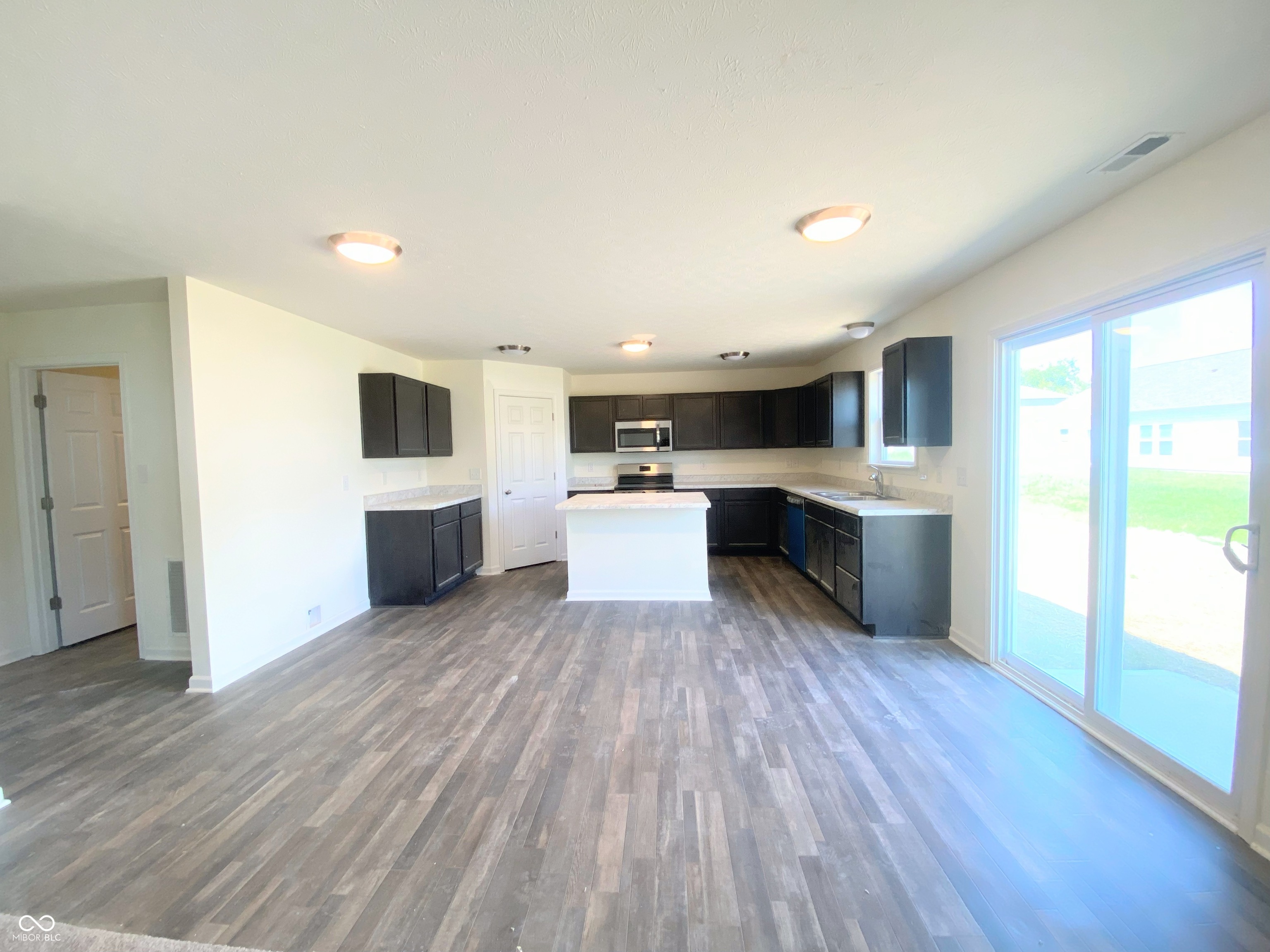 2017 Sandhill Drive Seymour, IN 47274 - Photo 12 of 25