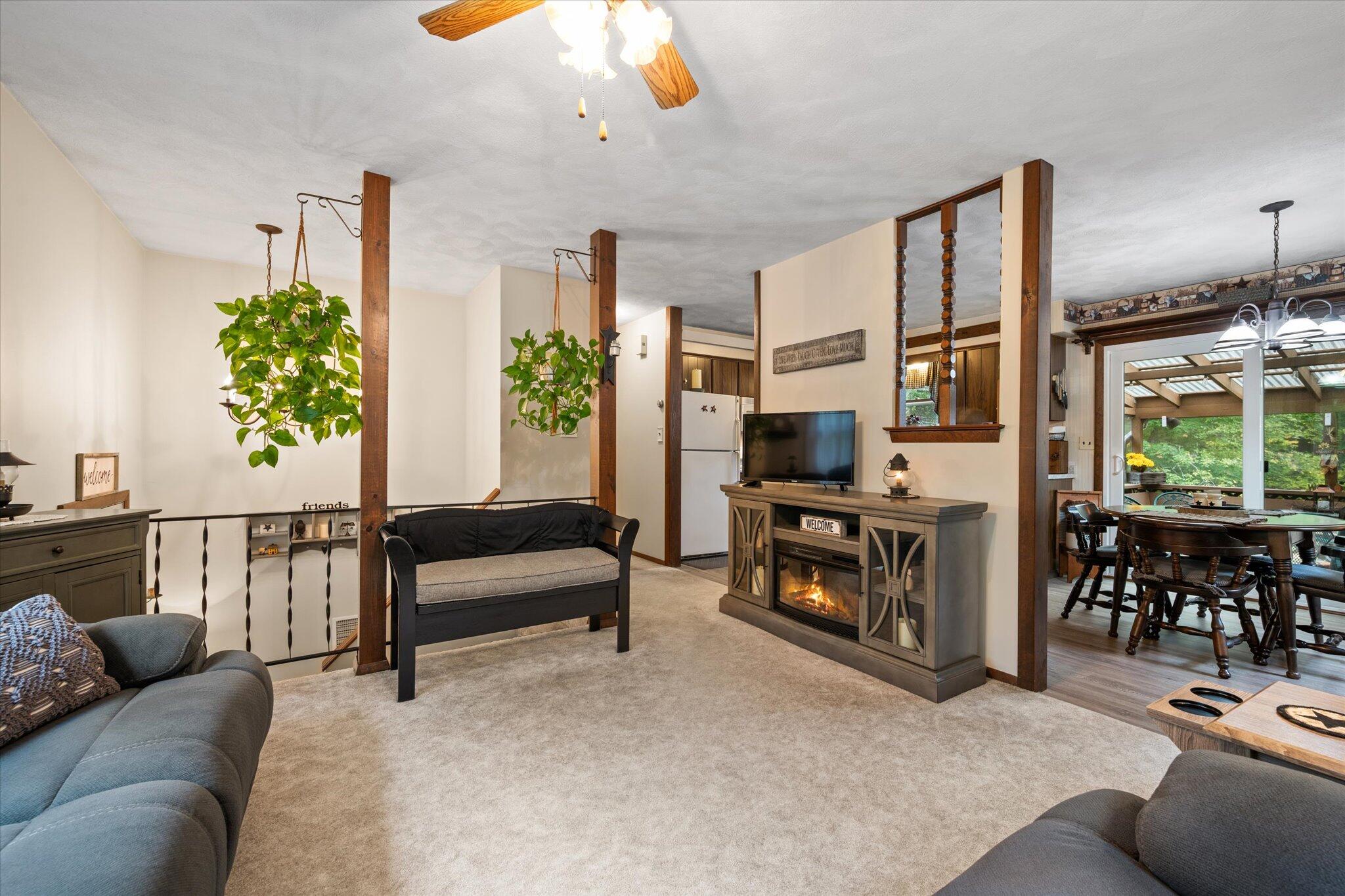 451 Levenseller Road Holden, ME 04429 - Photo 12 of 63 12-Living Room