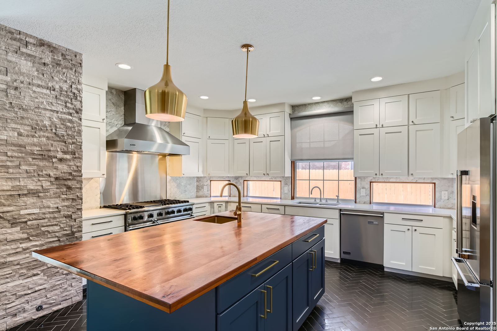 6110 Blanco River Pass Austin, TX 78749 - Photo 11 of 39