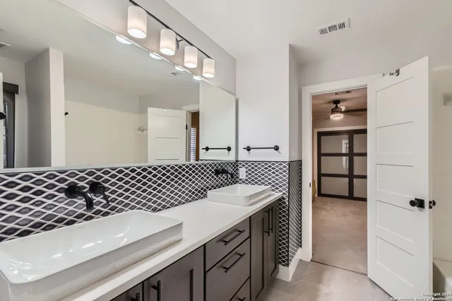 a bathroom with a bathtub