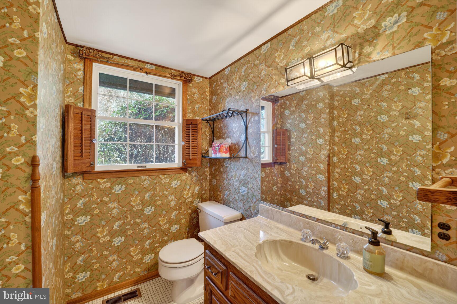 995 St George Barber Road Davidsonville, MD 21035 - Photo 18 of 35 Half bath