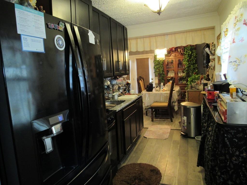 33 Elmwood Road Methuen, MA 01844 - Photo 5 of 13 Gallery Image 5
