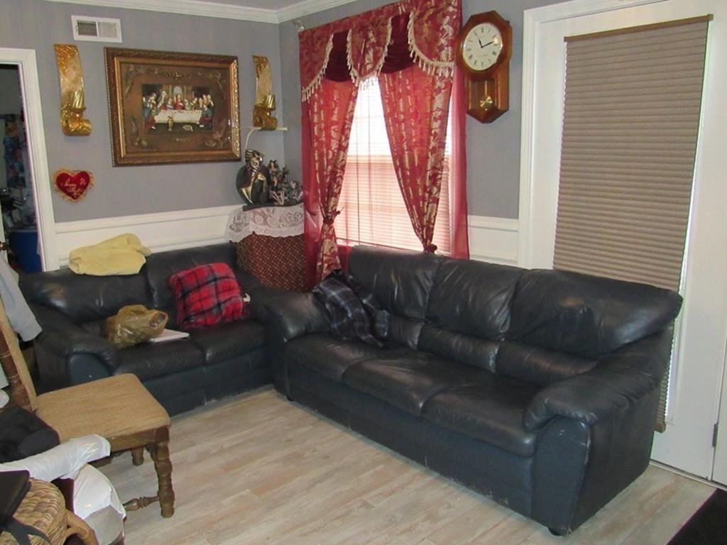 33 Elmwood Road Methuen, MA 01844 - Photo 8 of 13 Gallery Image 8