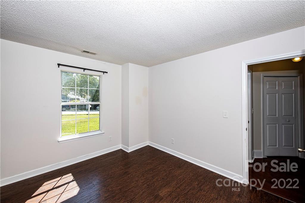 9820 Dunfries Road Matthews, NC 28105 - Photo 20 of 28 Gallery Image 20