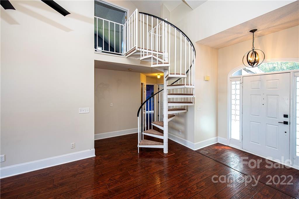 9820 Dunfries Road Matthews, NC 28105 - Photo 8 of 28 Gallery Image 8