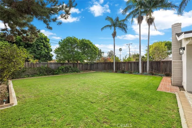 $7,500 | 12392 Country Lane, North Tustin, CA 92705