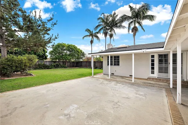 $7,500 | 12392 Country Lane, North Tustin, CA 92705