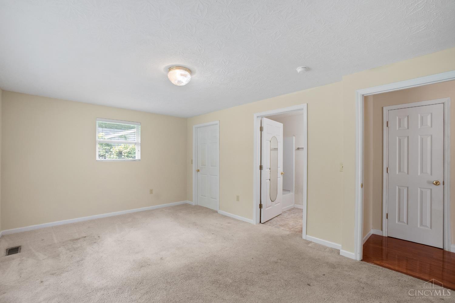 3946 Cain Run Road Batavia, OH 45103 - Photo 10 of 34