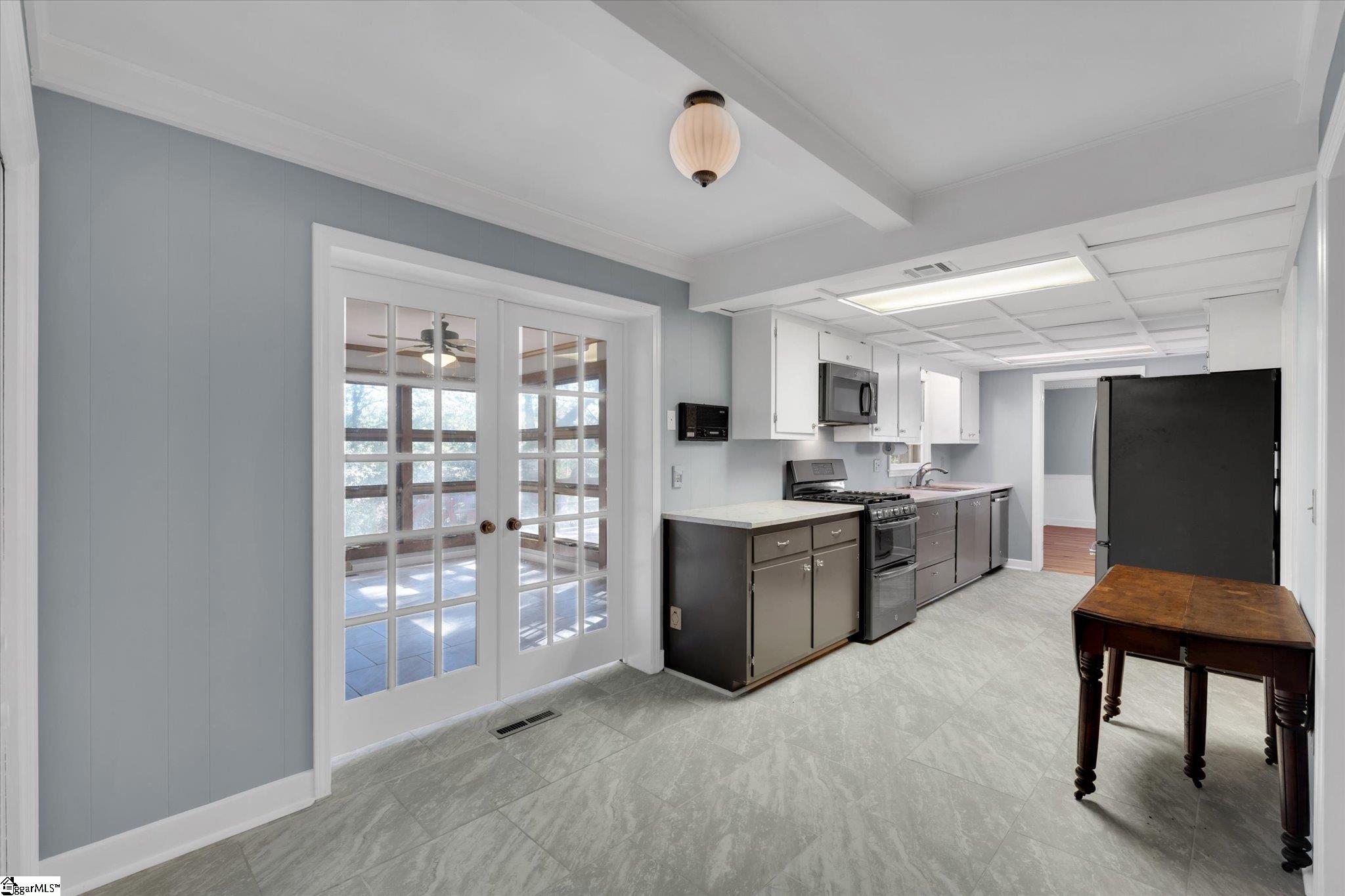 606 Laurel Road Easley, SC 29642 - Photo 8 of 39 Gallery Image 8