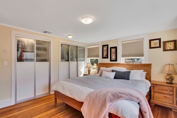 360 Ward Street Newton, MA 02459 - Photo 19 of 36