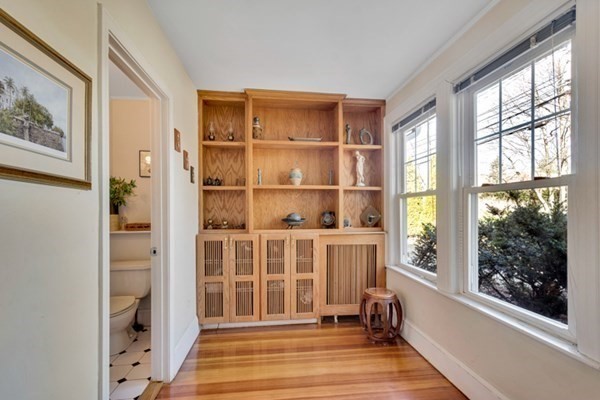 360 Ward Street Newton, MA 02459 - Photo 3 of 36