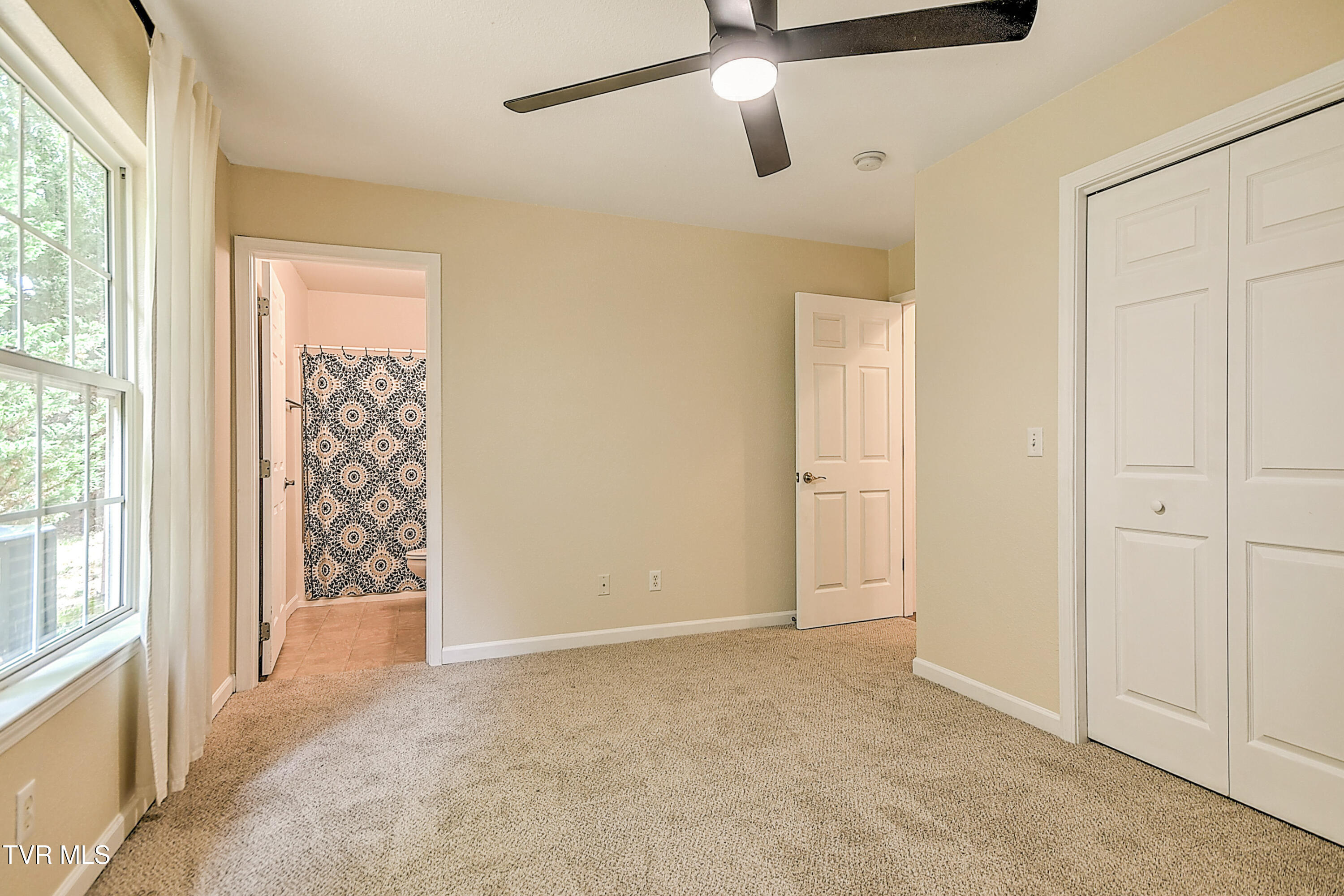 396 Jonesboro Road, Unit 3A Piney Flats, TN 37686 - Photo 17 of 27 396 Jonesboro TJ-20