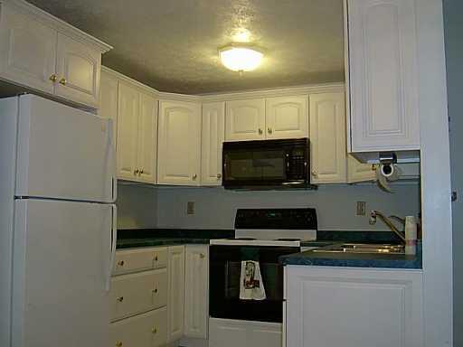 2 B Springwood Square Harwick, PA 15049 - Photo 3 of 8 Other.