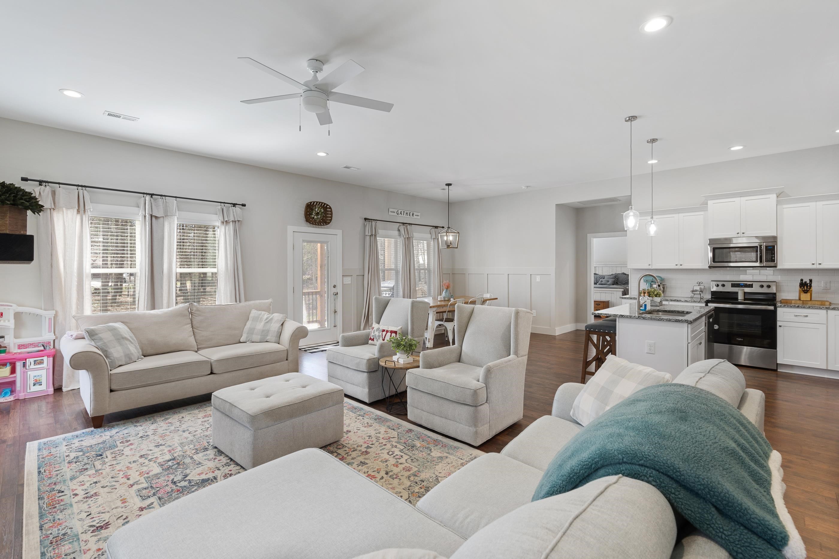 201 Shoreham Place Inman, SC 29349 - Photo 4 of 23