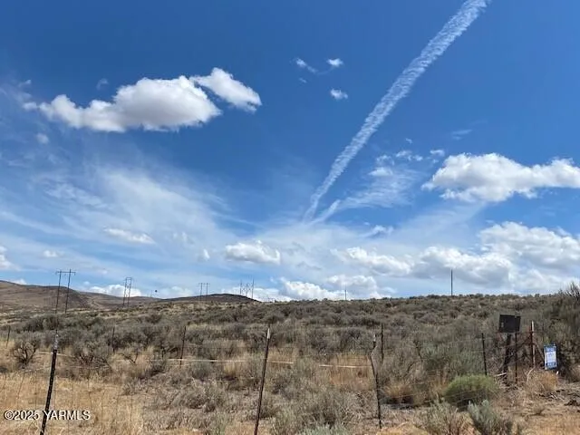 a view of a city with lot of houses