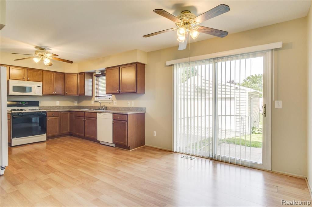 3476 Cone Avenue Rochester Hills, MI 48309 - Photo 11 of 53