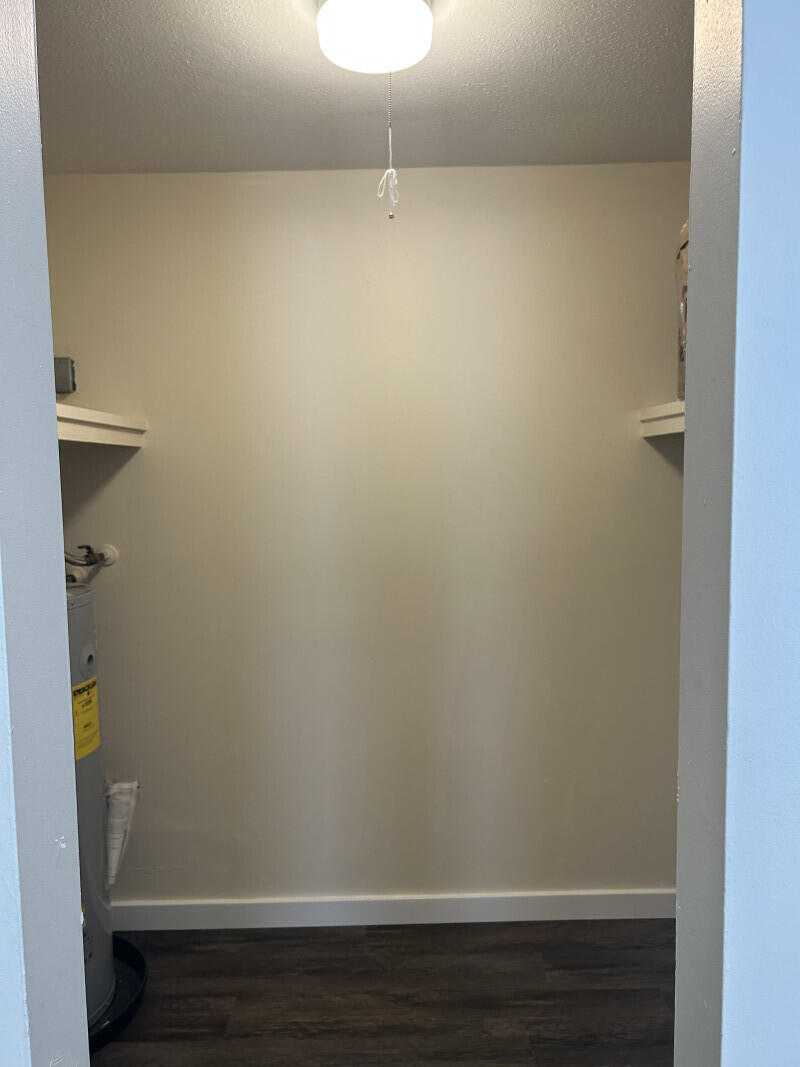 6793 4th Street Jupiter, FL 33458 - Photo 10 of 14 a view of small space