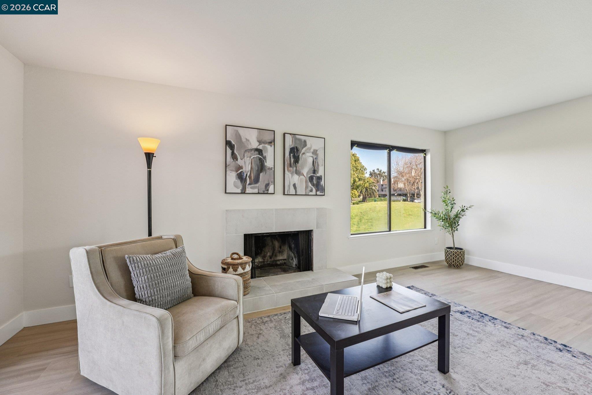 2 Lakeview Court Novato, CA 94947 - Photo 3 of 35