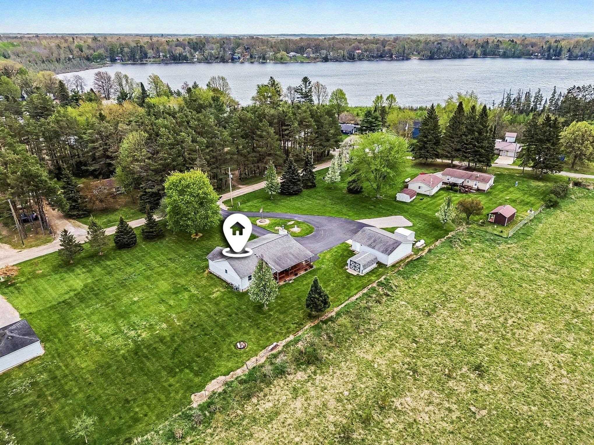 437 4th Street Lupton, MI 48635 - Photo 31 of 33