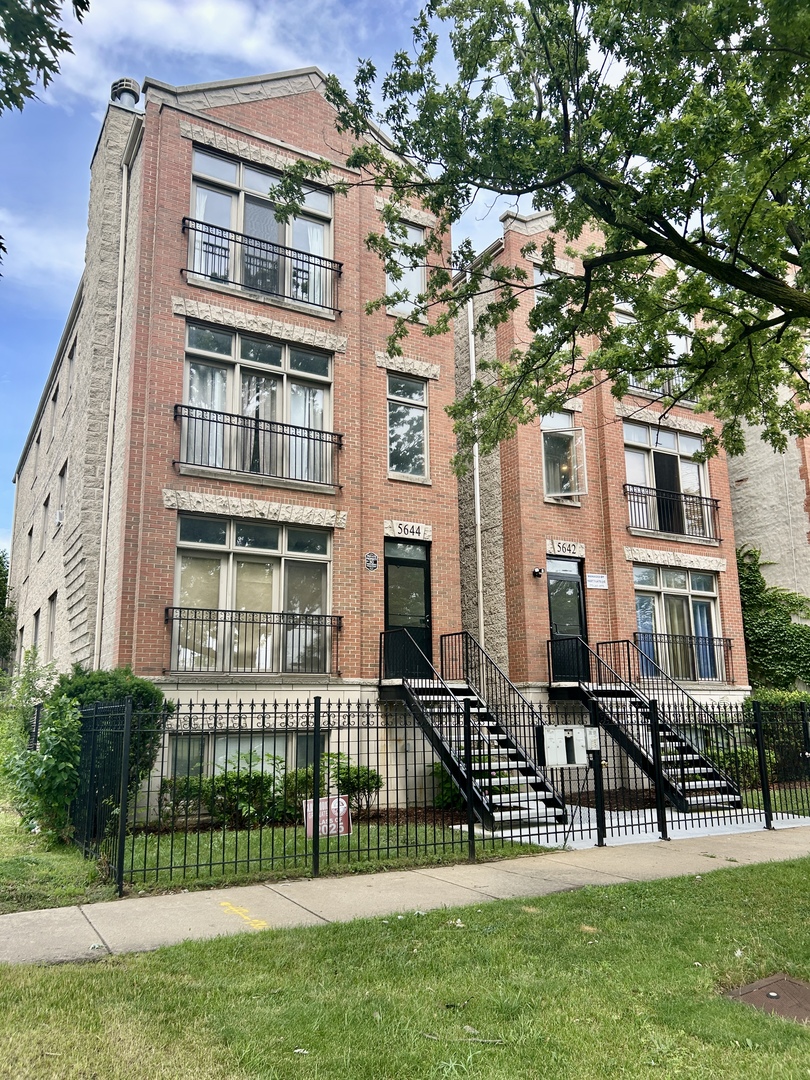 5644 South Prairie Avenue Chicago, IL 60637 - Photo 1 of 68