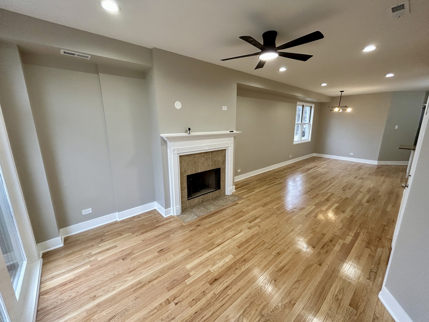 5644 South Prairie Avenue Chicago, IL 60637 - Photo 8 of 68