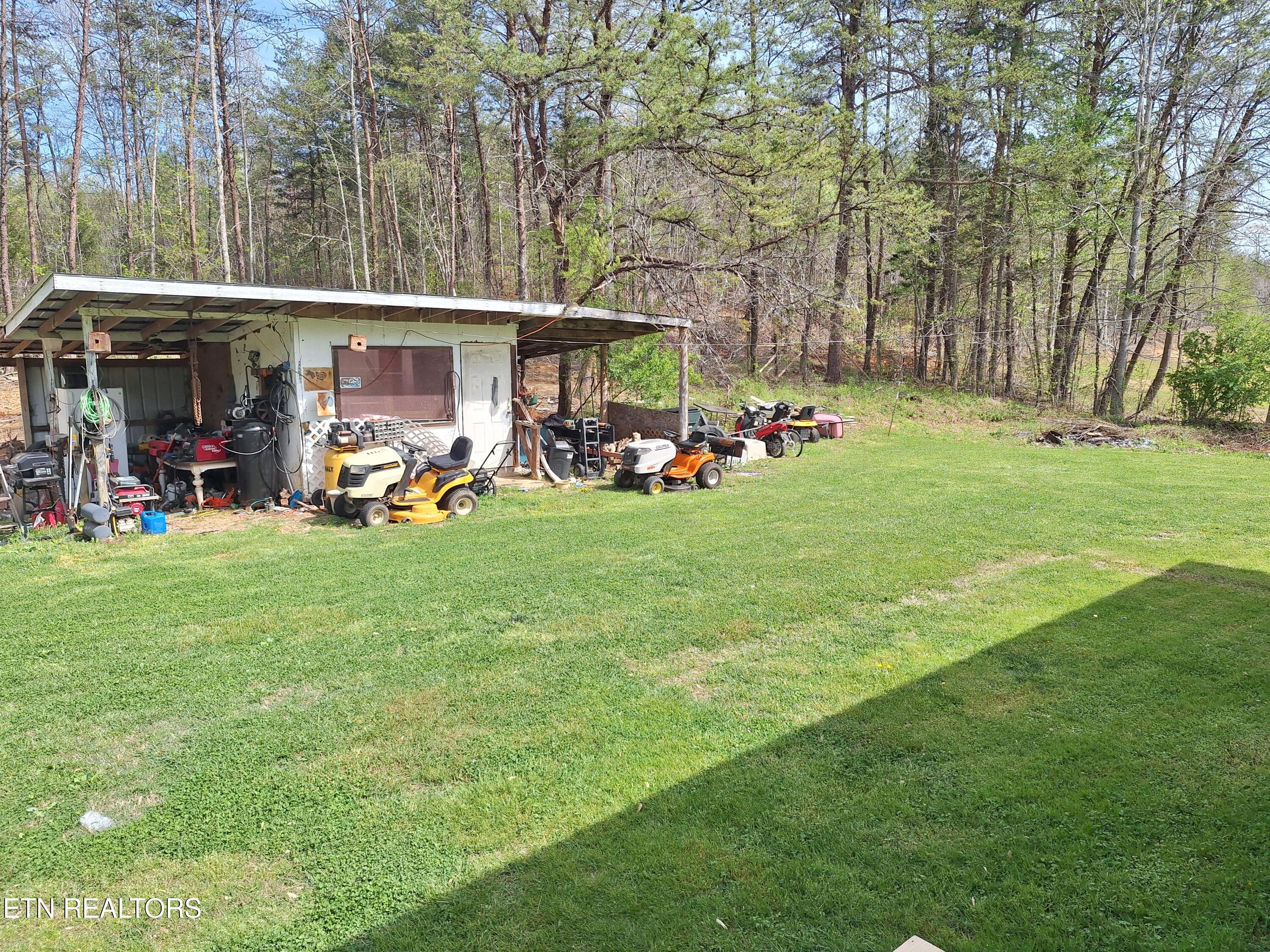 180 Walker Road Tellico Plains, TN 37385 - Photo 18 of 27 20260406_112954