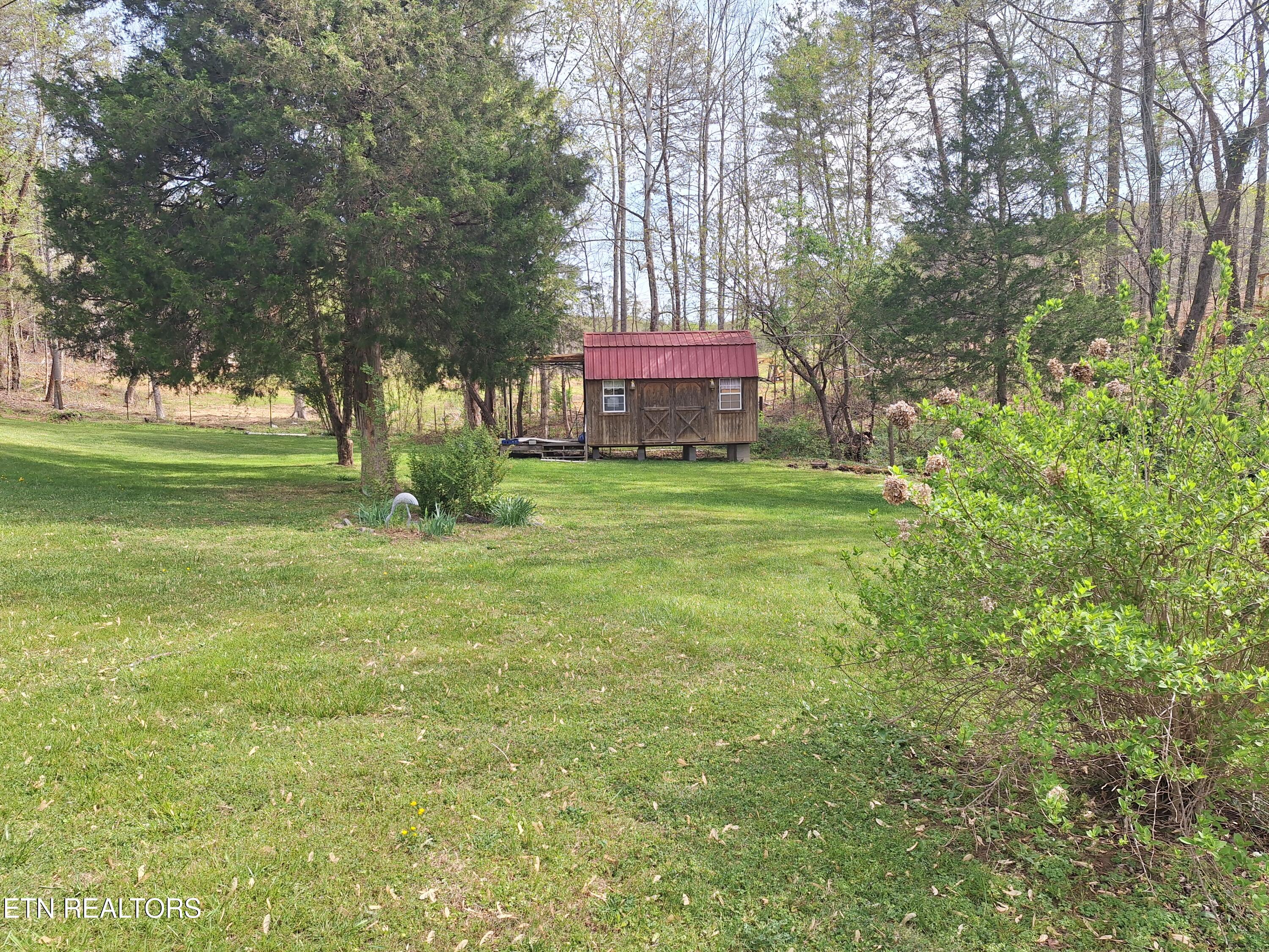 180 Walker Road Tellico Plains, TN 37385 - Photo 19 of 27 20260406_113135