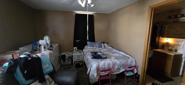 $69,900 | 620 East Sycamore Street, Jasonville, IN 47438