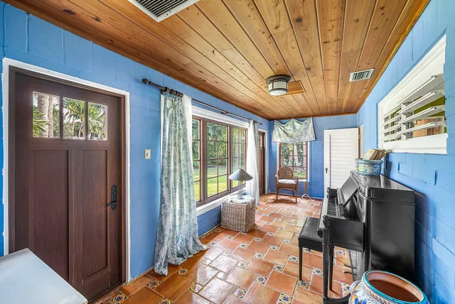 $33,000 | 334 Palm Trail, Delray Beach, FL 33483