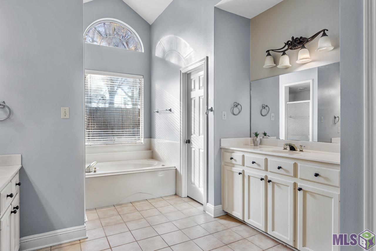 6244 Krista Lane Baton Rouge, LA 70808 - Photo 18 of 27