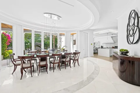 $19,500,000 | 150 Kings Road, Palm Beach, FL 33480