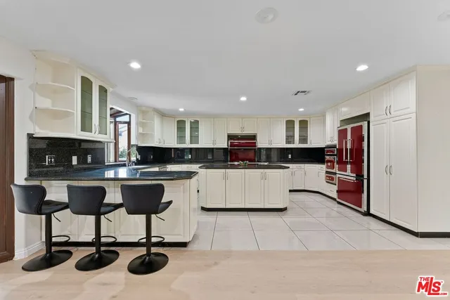 $10,950 | 15123 Greenleaf Street, Sherman Oaks, CA 91403