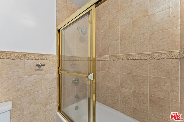 $10,950 | 15123 Greenleaf Street, Sherman Oaks, CA 91403