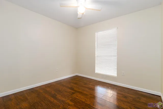 $199,500 | 910 Kathryn Drive, Denham Springs, LA 70726