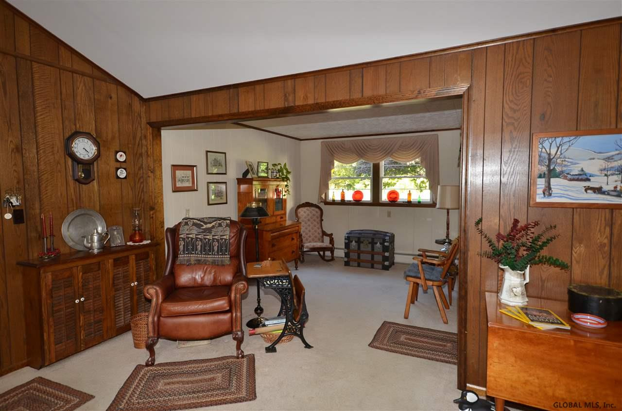 879 Charlton Road Schenectady, NY 12302 - Photo 7 of 25 Photo 7