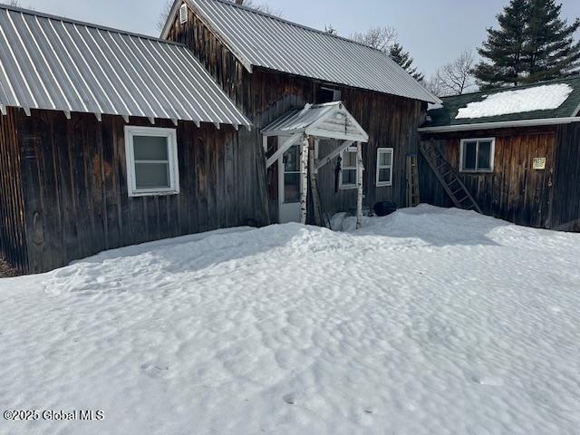 263 Mutton Hollow Road Moriah, NY 12960 - Photo 1 of 21 3