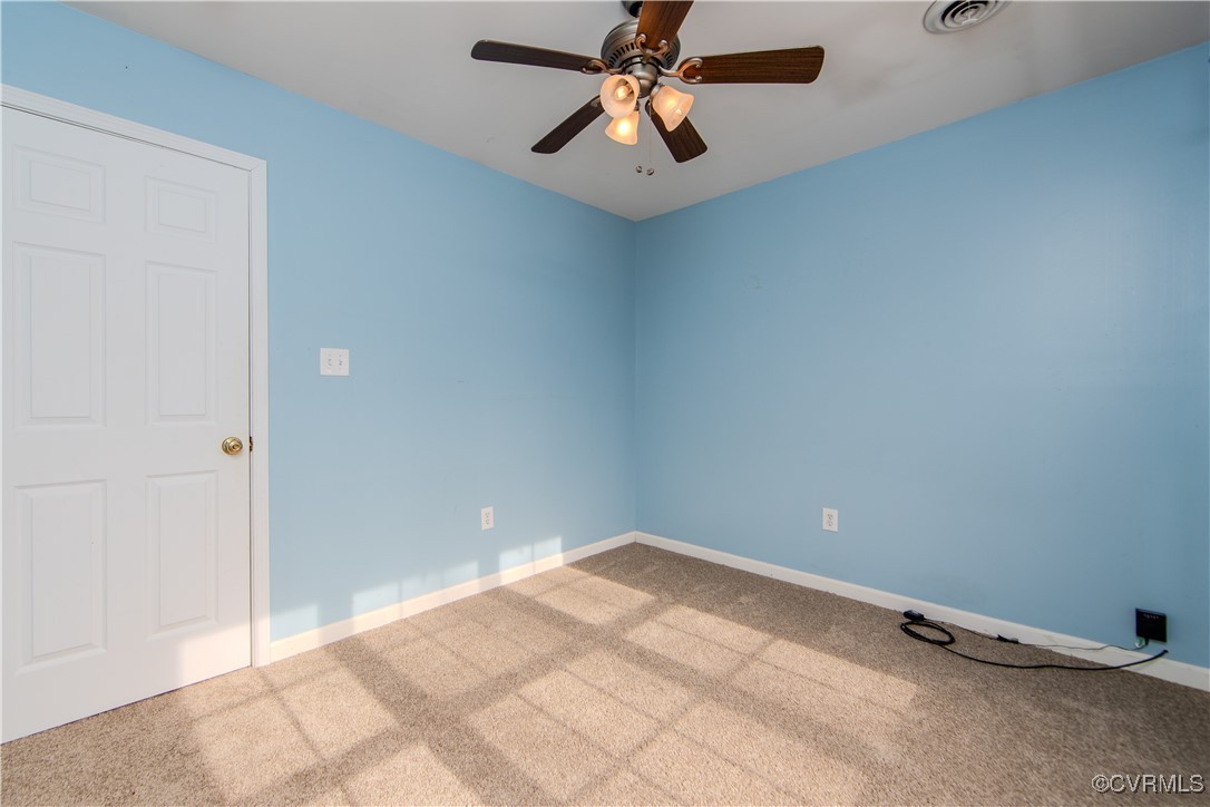 2210 Stage Coach Road Farmville, VA 23901 - Photo 28 of 40 Additional view of bedroom three.
