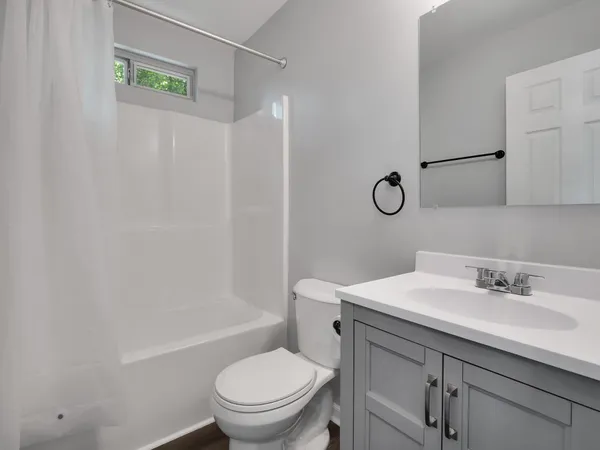 $1,400 | 2222 St Marks Street, Tallahassee, FL 32310