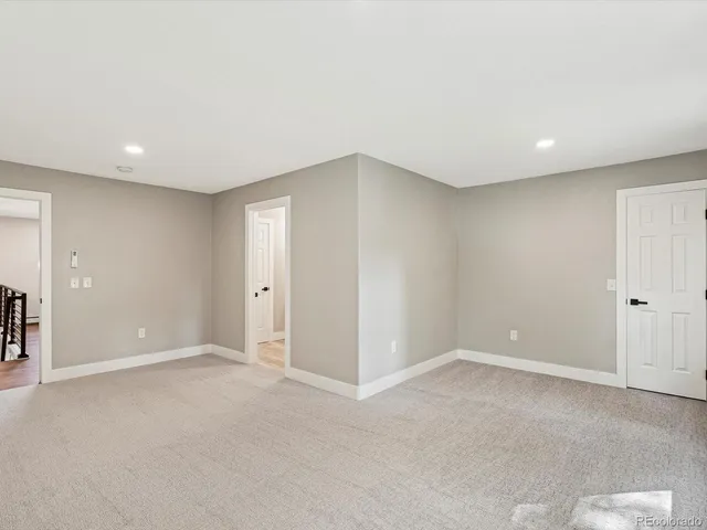 a view of an empty walk in closet