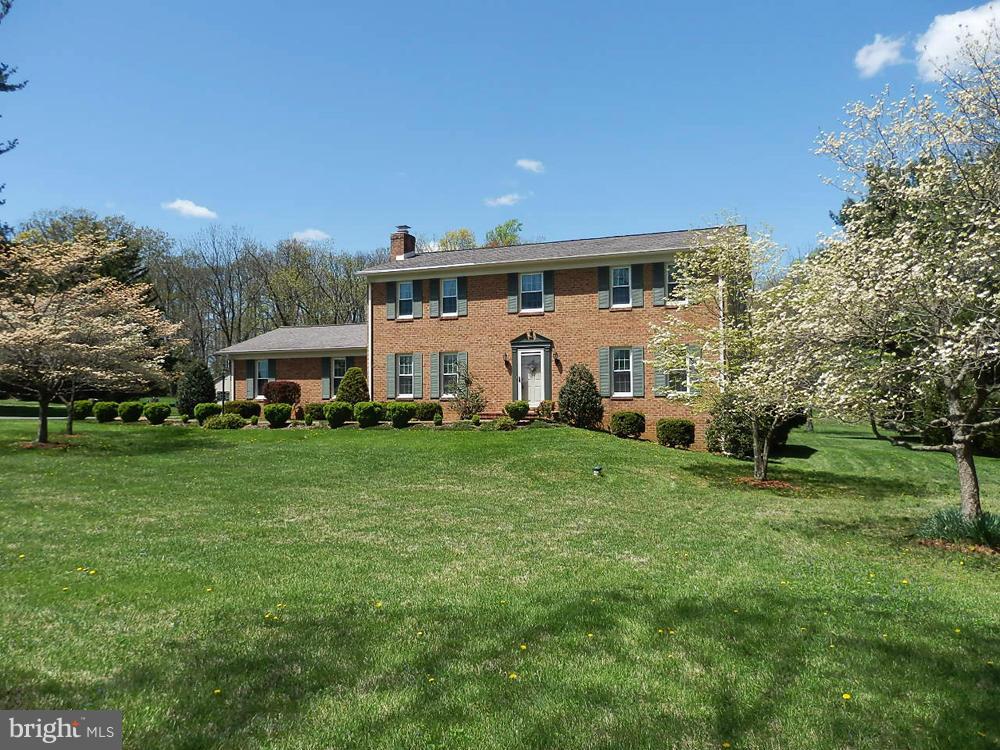 24240 Hipsley Mill Road Laytonsville, MD 20882 - Photo 26 of 26 Exterior (Front)