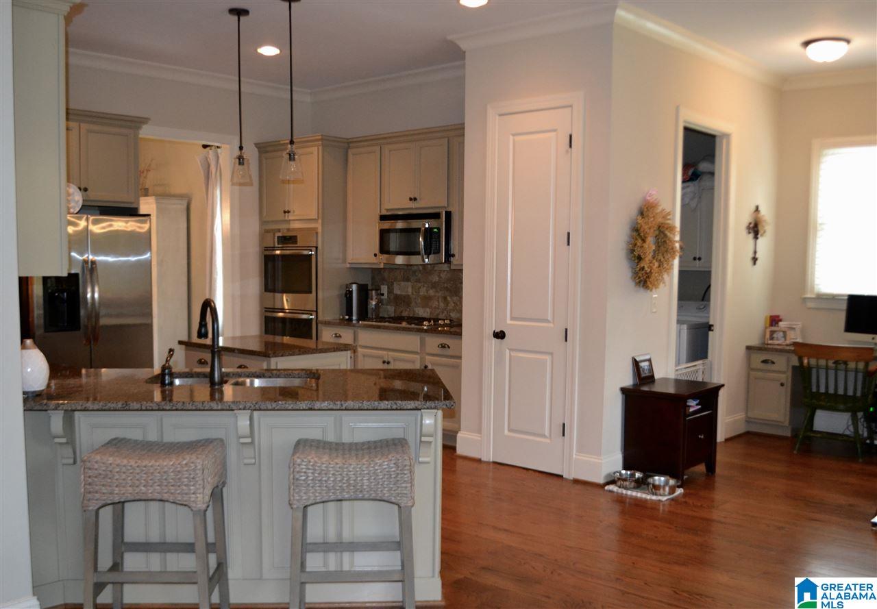 531 Greenbrier Way Birmingham, AL 35244 - Photo 13 of 49