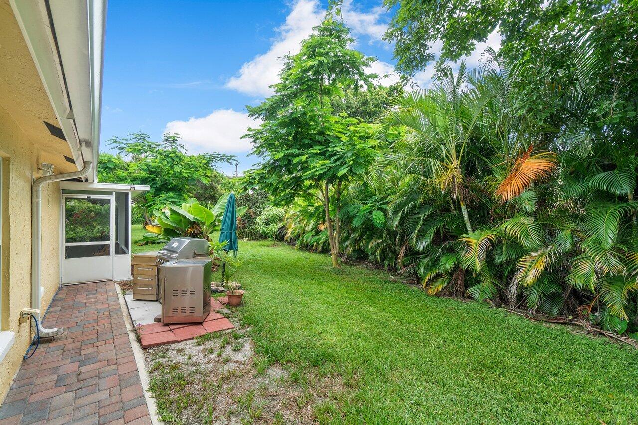 386 Southwest 5th Way Boca Raton, FL 33432 - Photo 27 of 34 030-386Southwest5thWay-BocaRaton-FL-3343