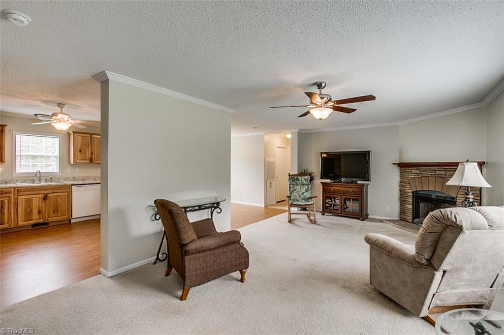 1939 Burney Road Asheboro, NC 27205 - Photo 3 of 28 Great room