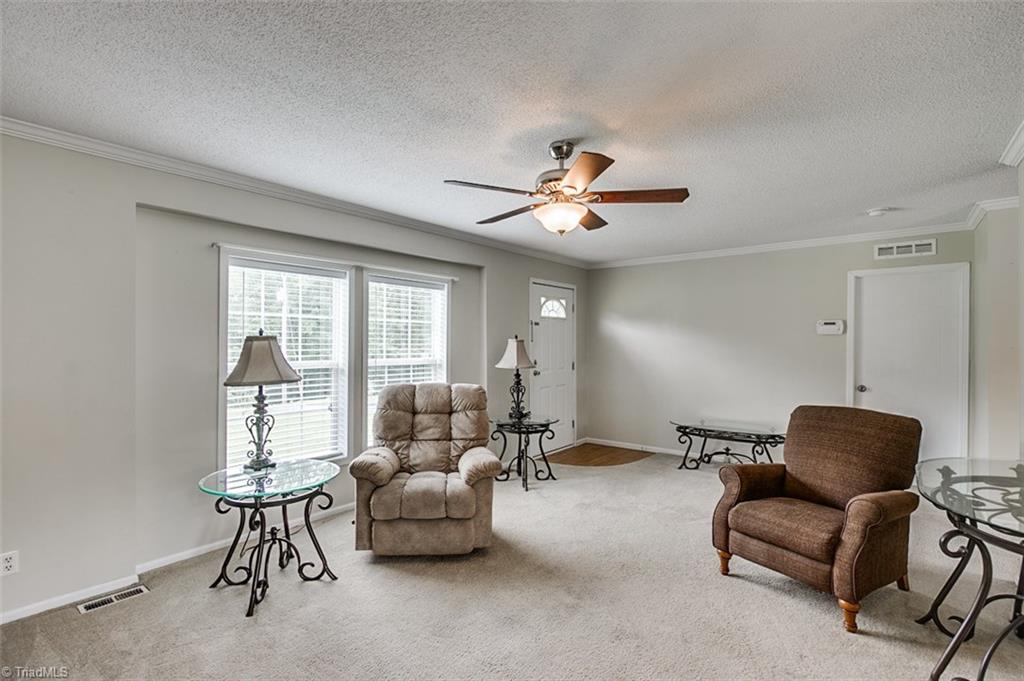 1939 Burney Road Asheboro, NC 27205 - Photo 4 of 28 Great room