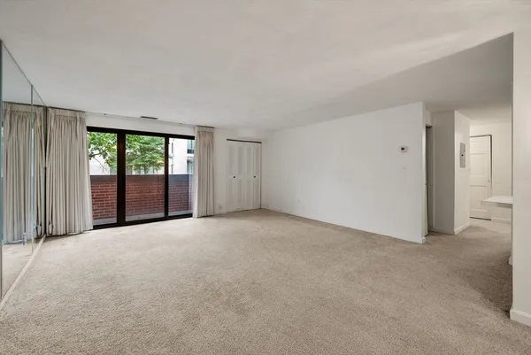 $3,950 | 1600 Massachusetts Avenue, Unit 205, Cambridge, MA 02138